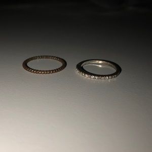 Set of rings